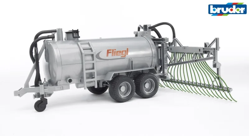 Fliegl Fassanhänger mit Schleppschlauchverteiler – 02020 · 1:16 von Bruder – Produktfoto 1 von 3