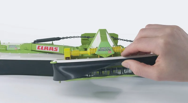 Claas Disco 8550 C Plus Dreifach-Mähwerk – 02218 · 1:16 von Bruder – Produktfoto 4 von 5