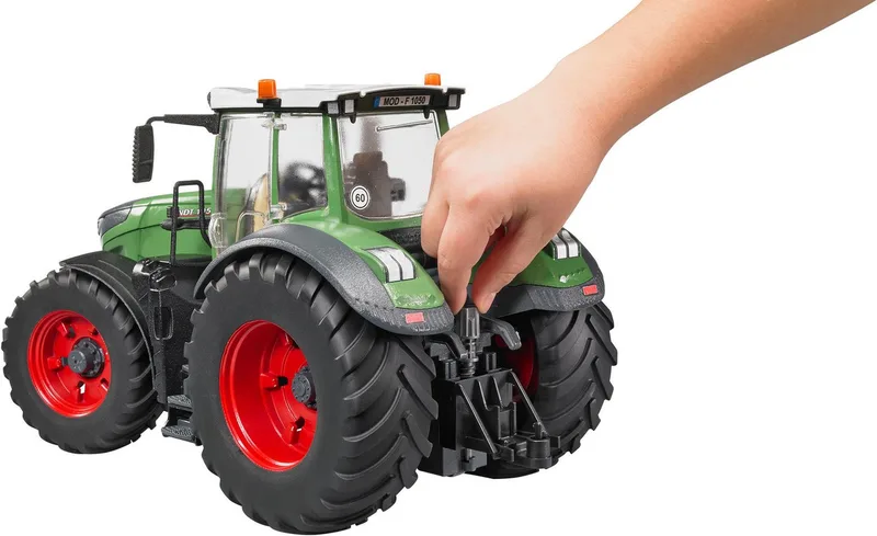 Fendt 1050 Vario – 04040 · 1:16 von Bruder – Produktfoto 3 von 5