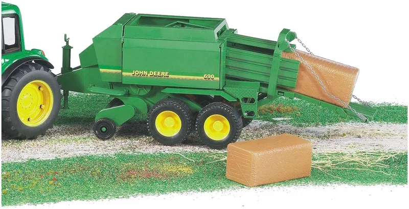 John Deere Großballenpresse – 02017 · 1:16 von Bruder – Produktfoto 2 von 2