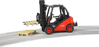 Linde Gabelstapler H30D met Anhängerkupplung en 2 Paletten – 02511 · 1:16 van Bruder – productfoto 5 van 5