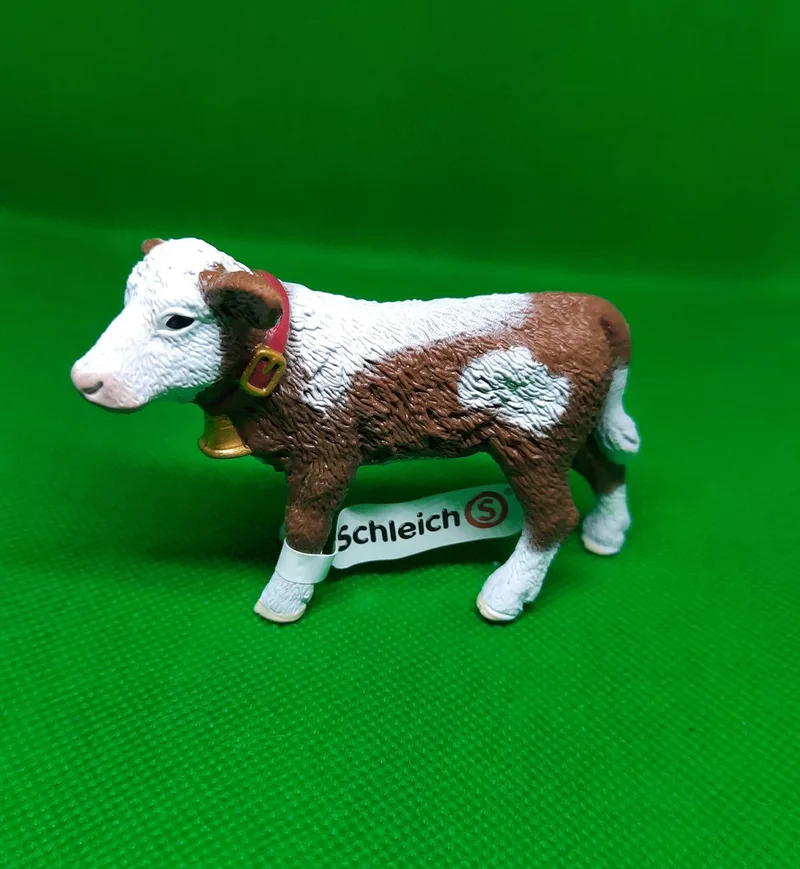 Speelfiguur - Boerderijdier - Kalf - Zwartbont by Papo in "zwart – product photo