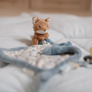 Cuddle cloth print Fox - Forest Friends von Little Dutch in Blau – Produktfoto 4 von 4