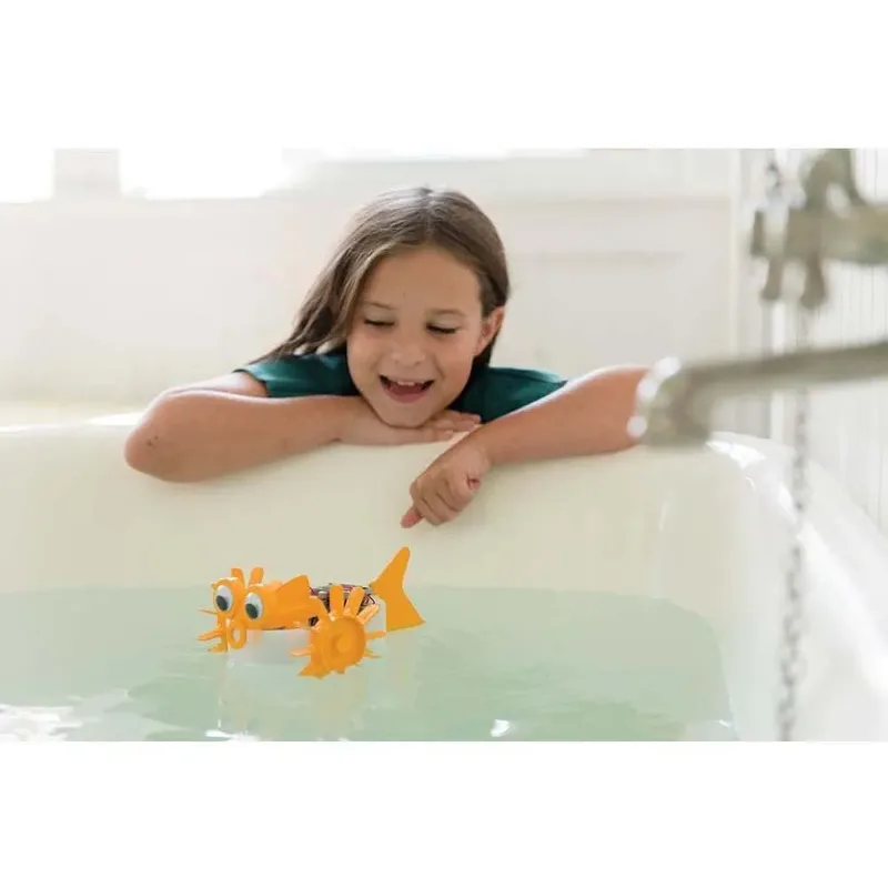 Aqua Robot - EN Versie by 4M in Multicolour – product photo 4 of 5