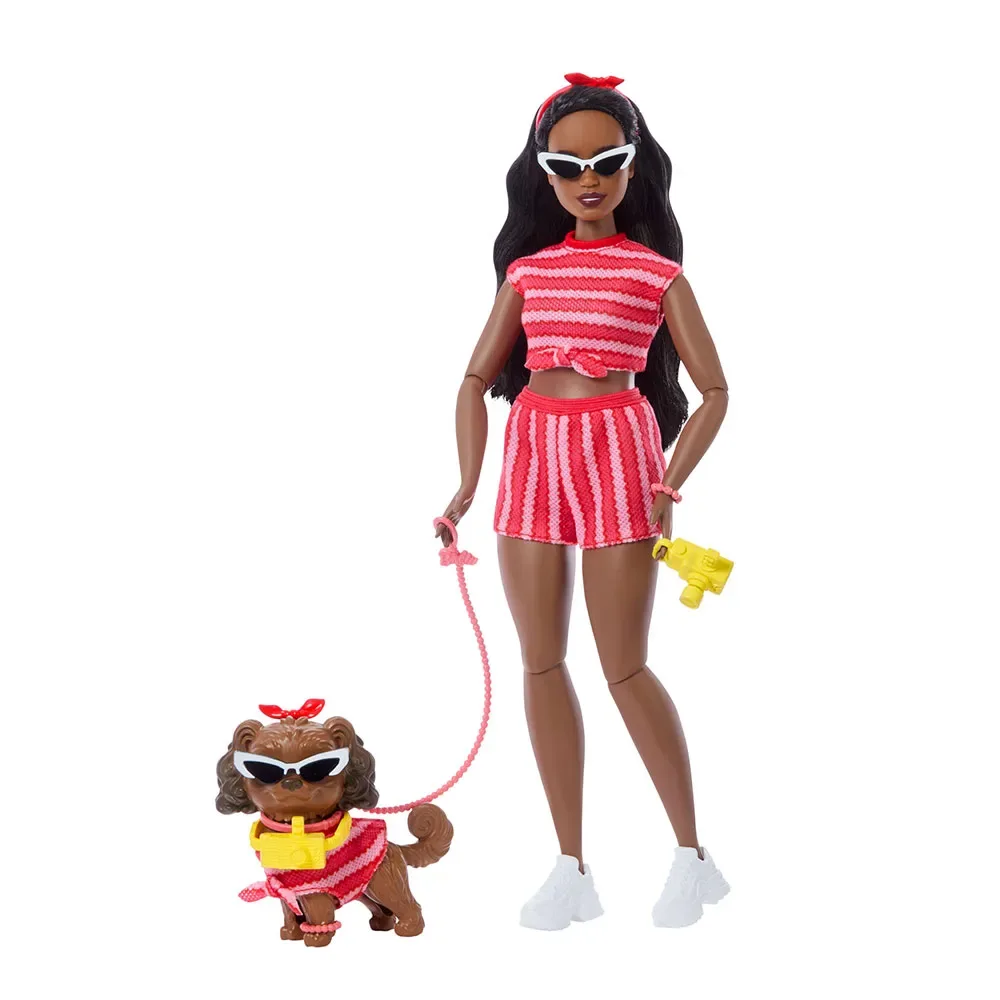Afro-amerikaanse Matchende Outfits Met Een Hondenpop van Barbie – productfoto