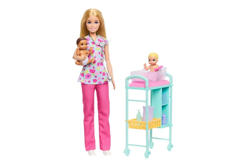 Careers Baby Dokterpop fra Barbie i Baby Dokterpop – produktbillede 2 af 5