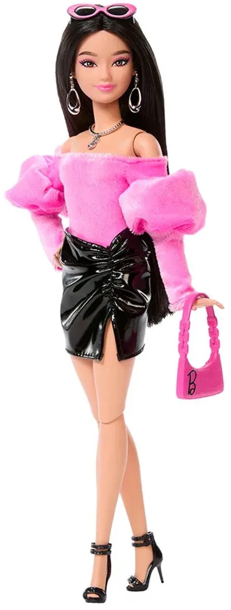 Deluxe Stijl - Met een glanzend minirokje en zwart haar - Modepop från Barbie i Flerfärgad – produktbild