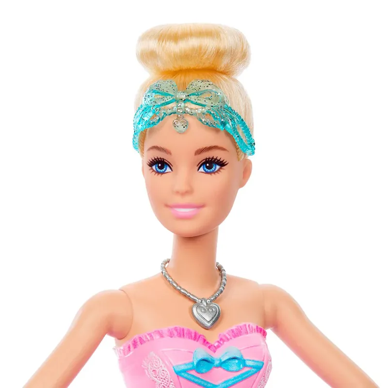 Anziehpuppe Barbie in: Der Nussknacker Clara von Barbie in Clara – Produktfoto 3 von 6