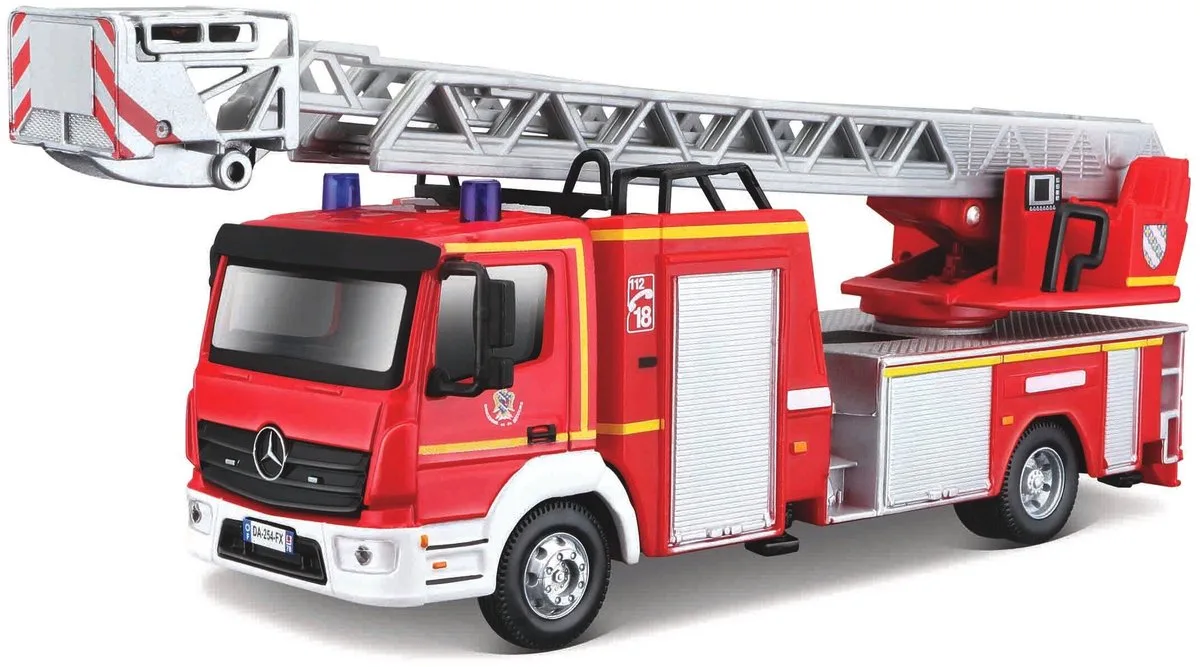 Mercedes-Benz Atego - Modelauto - Schaal 1:50 by Bburago in Red, White, Grey – product photo