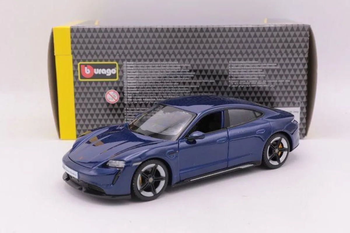 Porsche Taycan - Modelauto - Schaal 1:24 van Bburago in Donker blauw – productfoto