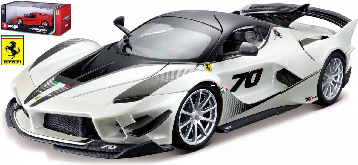 The 1:18 Diecast Modelcar of the Ferrari FXX K # 70 in White and Black. The manufacturer of the scalemodel is Burago. de Bburago en Blanc, Noir – photo du produit