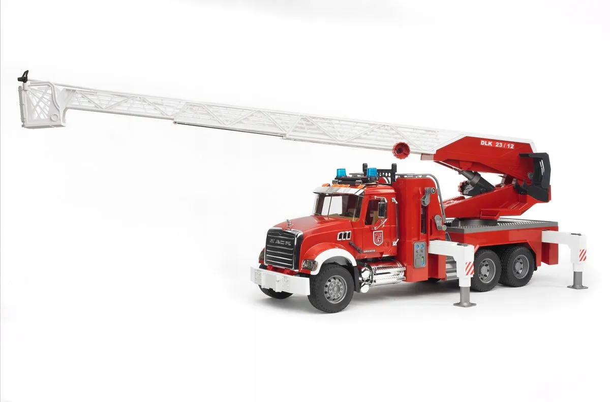 Mack Granite brandweerauto ladder en waterpomp de Bruder en Rouge – photo du produit
