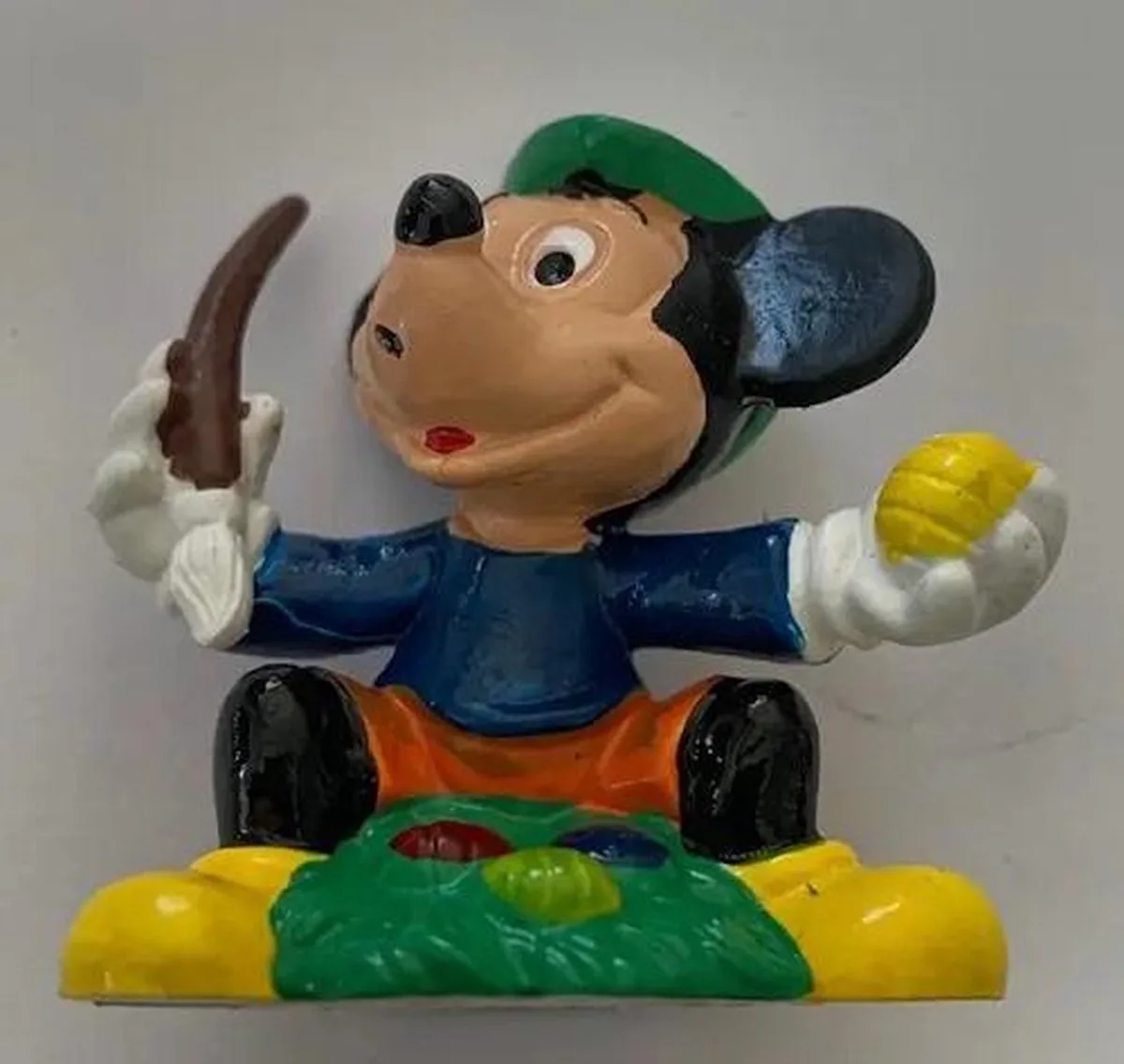 Disney Mickey Mouse verft paaseieren (+/-5cm), merk : Bullyland. de Bullyland en Multicolore – photo du produit