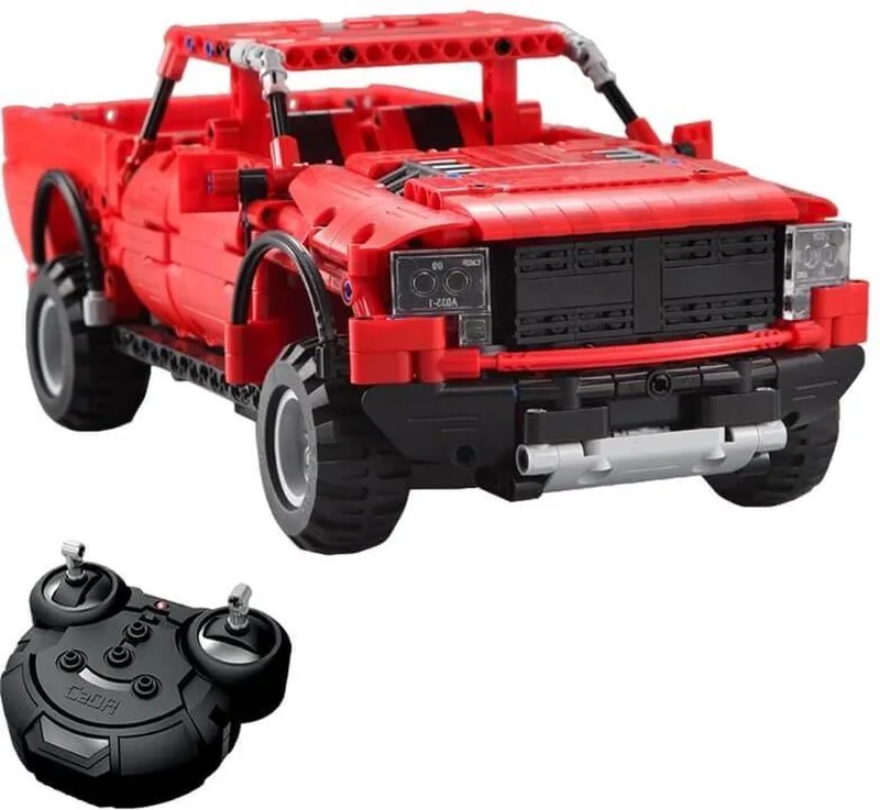 bestuurbare pickup auto by CaDA in Rood – product photo