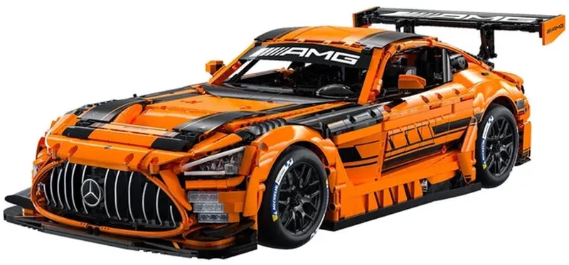 Mercedes-AMG GT3 van CaDA in Oranje – productfoto