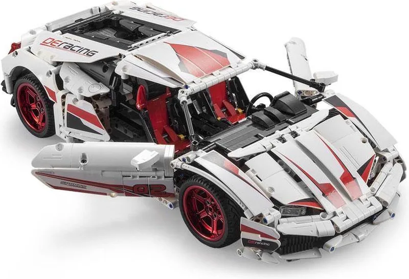 Supercar Series: 610 Supercar - Cada C61018W - Compatible met de bekende merken - Bouwdoos, constructieset - Supercar - 1696 onderdelen by CaDA in Wit – product photo