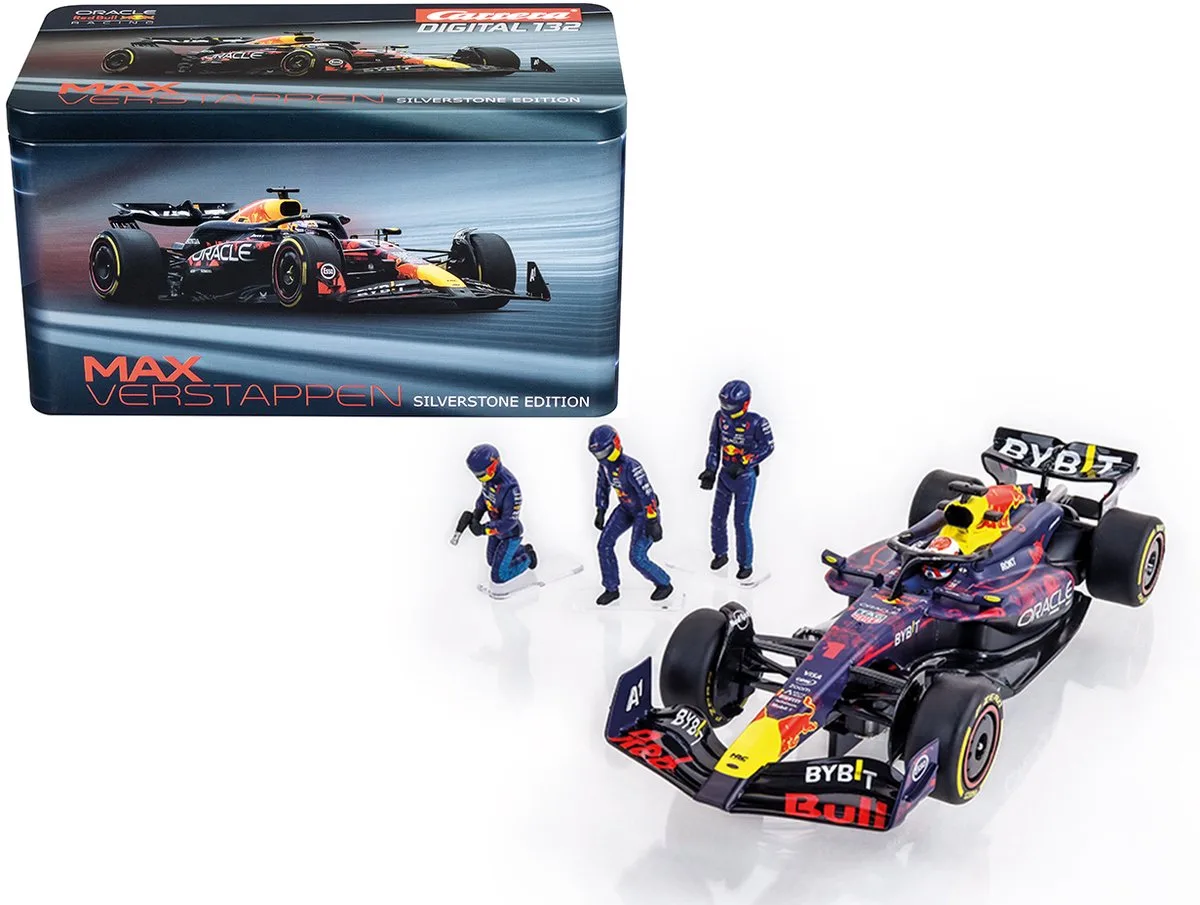 Speelgoedvoertuig Auto - DIGITAL 132 - Oracle Red Bull Racing RB20 Max Verstappen No. 1 - Silverstone 2024 Special Edition met 3 Figuren auto von Carrera in Rot – Produktfoto