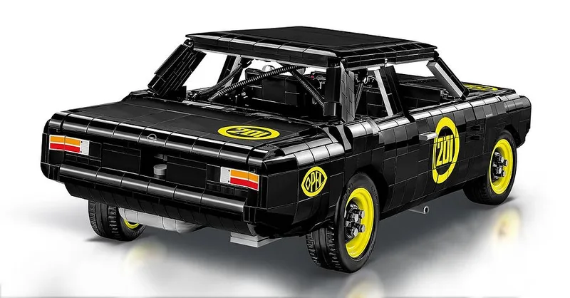 24333 Opel Rekord C Schwarze Witwe by COBI – interior photo 2 of 4