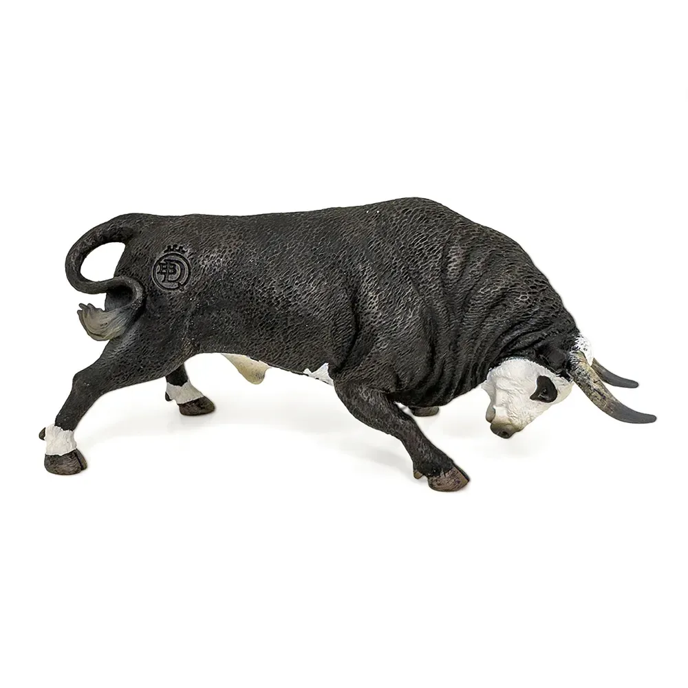 Figur Af Modig Angribende Tyr fra Collecta – produktbillede