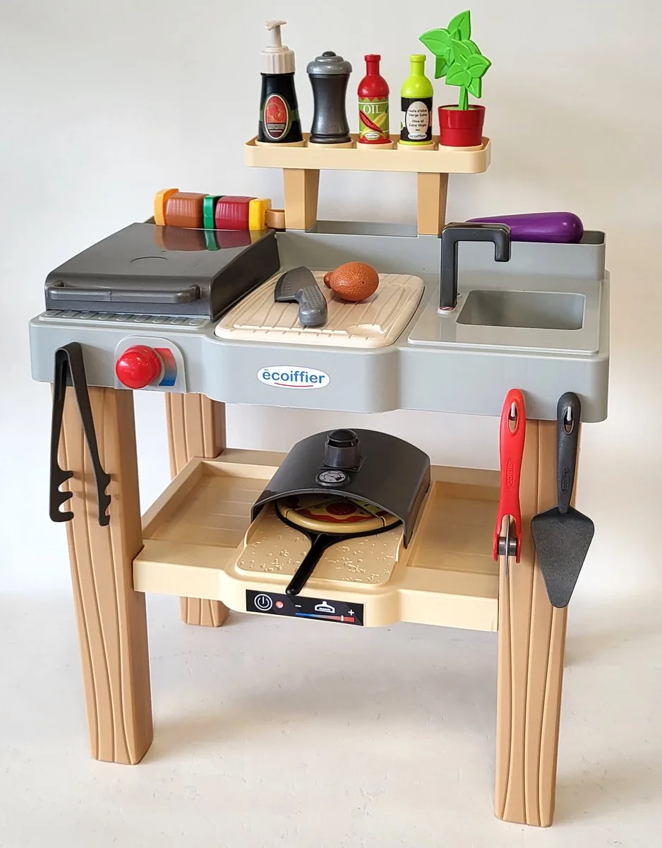 Zomer Keuken met Barbecue en Pizzaoven - 27dlg. från Écoiffier i Flerfärgad – produktbild