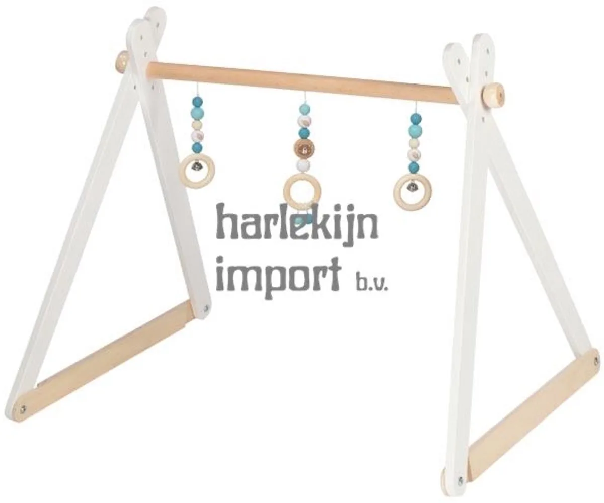 Baby Gym: BEER 61x55x57cm, 4 verstelbare hoogtes, hout van Goki in Meerkleurig – productfoto