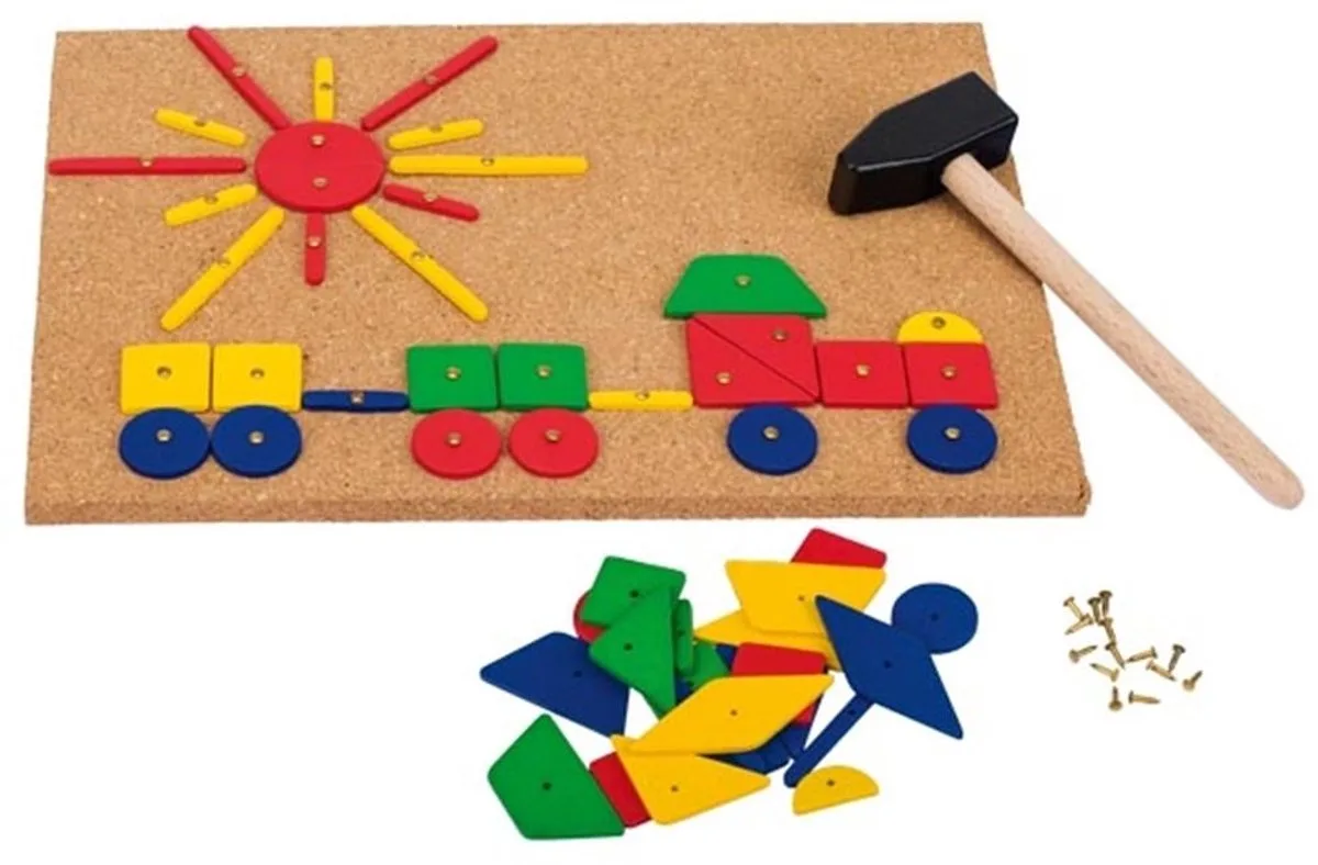 Klopspel - Hamer- En Nagelspel - 21X30Cm - 212 Delen - 3 Jaar by Goki in Multicolour – product photo