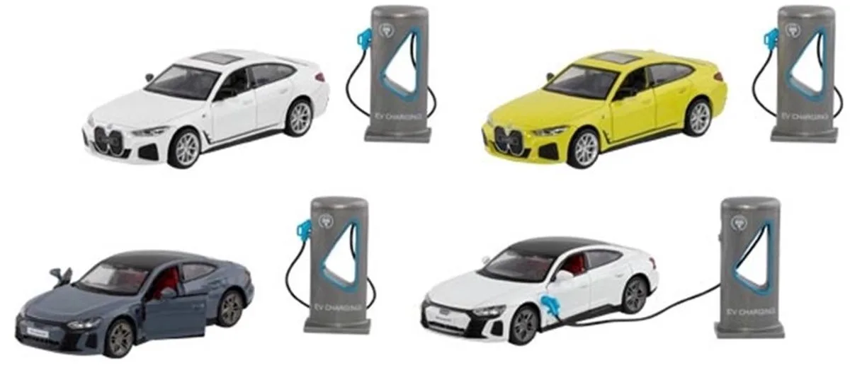 speelgoedauto BMW i4 M50 en Audi RS E-Tron GT schaalmodel 1:34-36. by Goki in Multicolour – product photo
