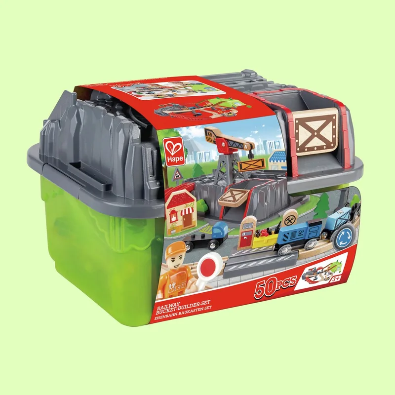 Houten Treinset 50-delig met Opbergemmer – Speelgoed Trein voor Kinderen vanaf 3 Jaar van Hape in Meerkleurig – productfoto