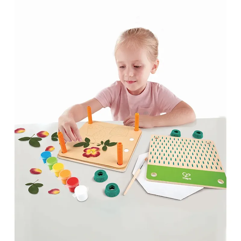 Kunst-Set Blumenpresse by Hape in Multicolour – product photo 3 of 4
