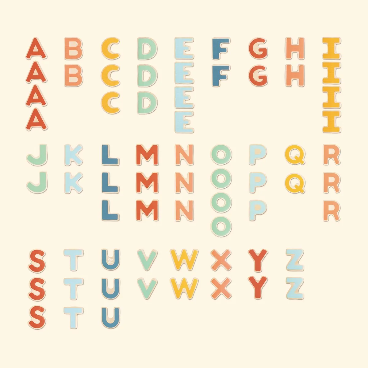 Magnetische Letters - 70 stuks alfabet magneten voor kinderen vanaf 3 jaar van Hape in Meerkleurig – productfoto
