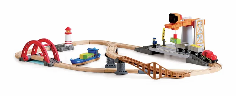 Trein en Zeevracht Set - Houten Speelgoedtrein met Haven en 38 Onderdelen voor Kinderen vanaf 3 Jaar by Hape in Multicolour – product photo