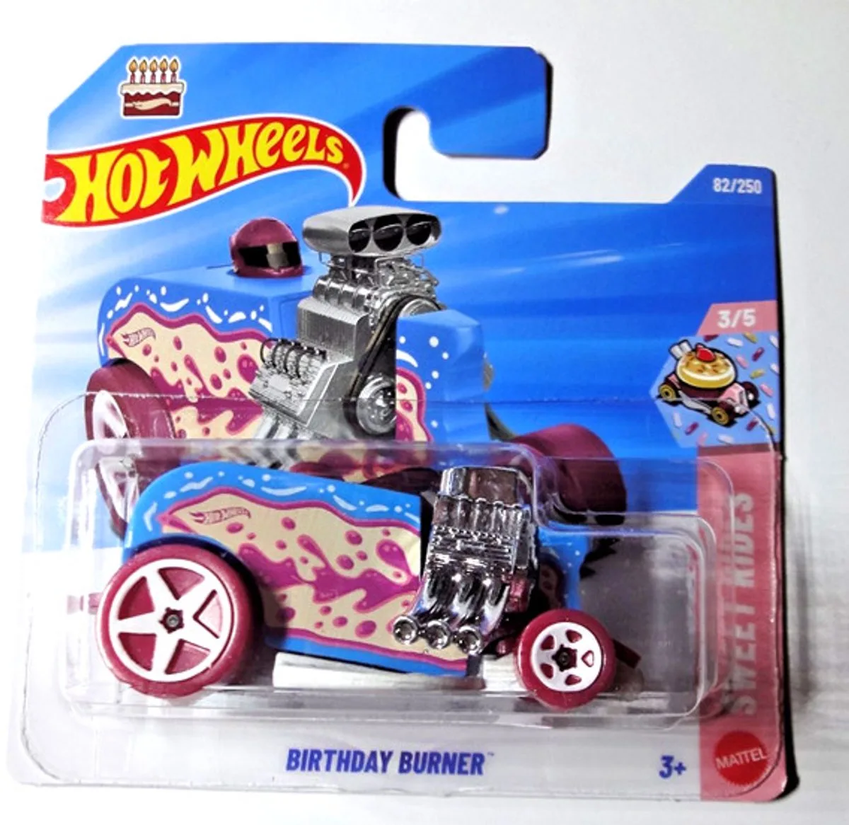 BIRTHDAY BURNER 82/250 HW SWEET RIDES 3/5 SHORT CARD 2026 van Hot Wheels in Blue pink – productfoto