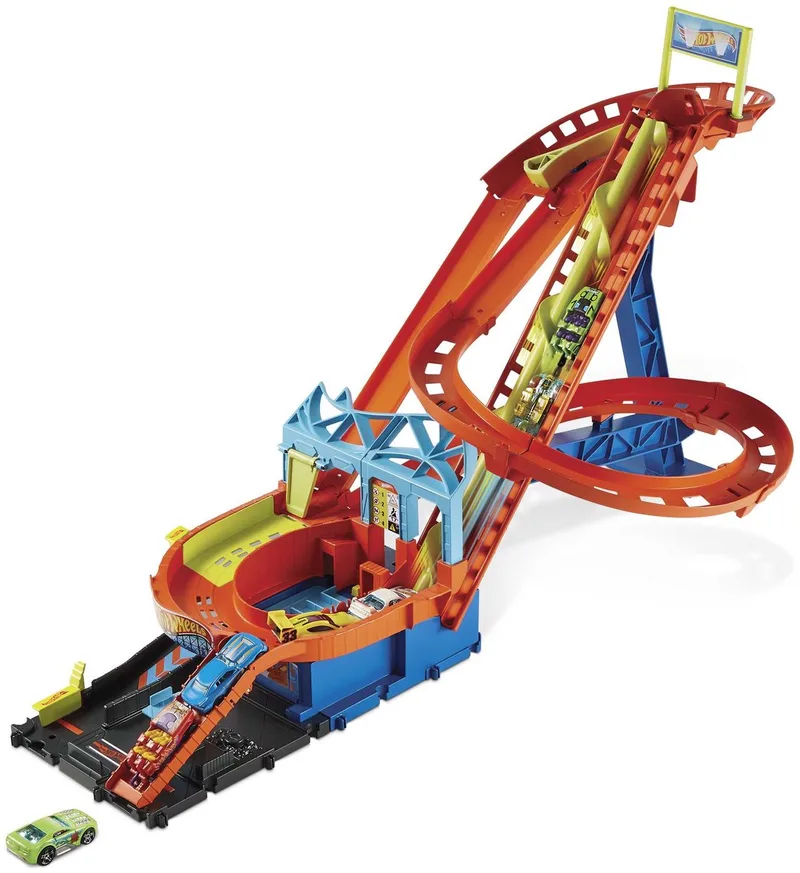 City Racebaan Roller Coaster Rally met 5 Auto's 1:64 von Hot Wheels in Mehrfarbig – Produktfoto