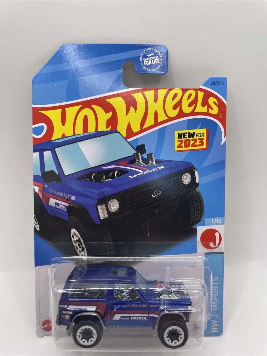NISSAN PATROL CUSTOM 20/250 HW J-IMPORTS 1/10 (1:64) von Hot Wheels in Blau – Produktfoto