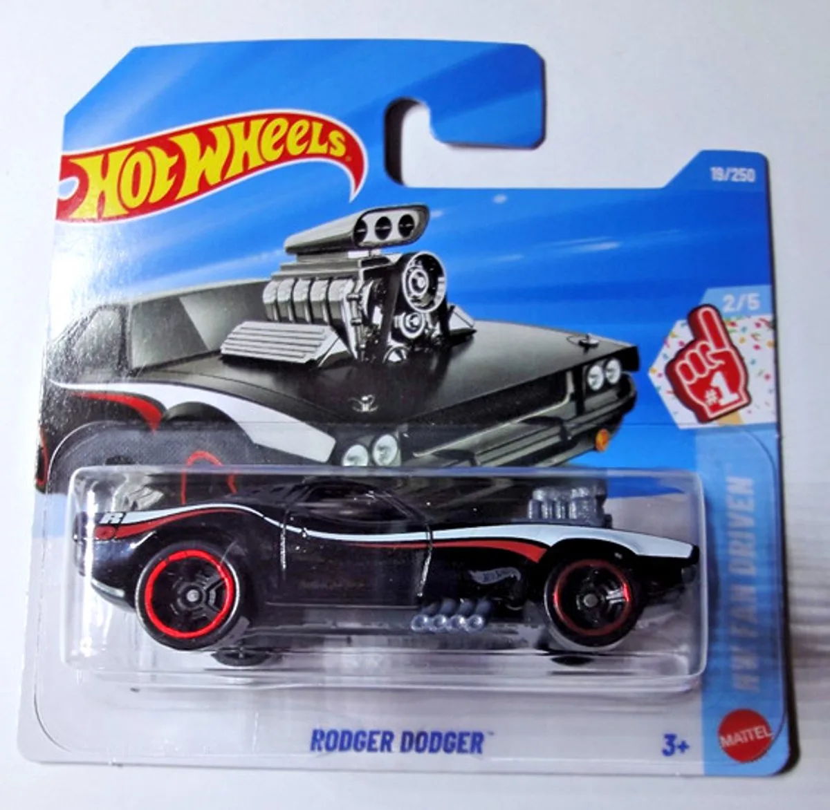 RODGER DODGER 19/250 HW FAN DRIVEN 2/5 2026 1:64 de Hot Wheels en Black glim – photo du produit