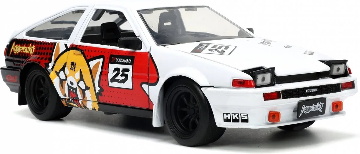 Aggretsuko 1986 Toyota Trueno - Auto - Anime Hollywood Rides - Panda von Jada Toys in Weiß – Produktfoto