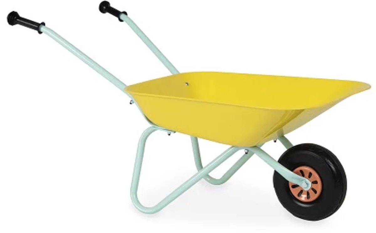 Metal Wheelbarrow Spielzeug von Janod in Mehrfarbig – Produktfoto
