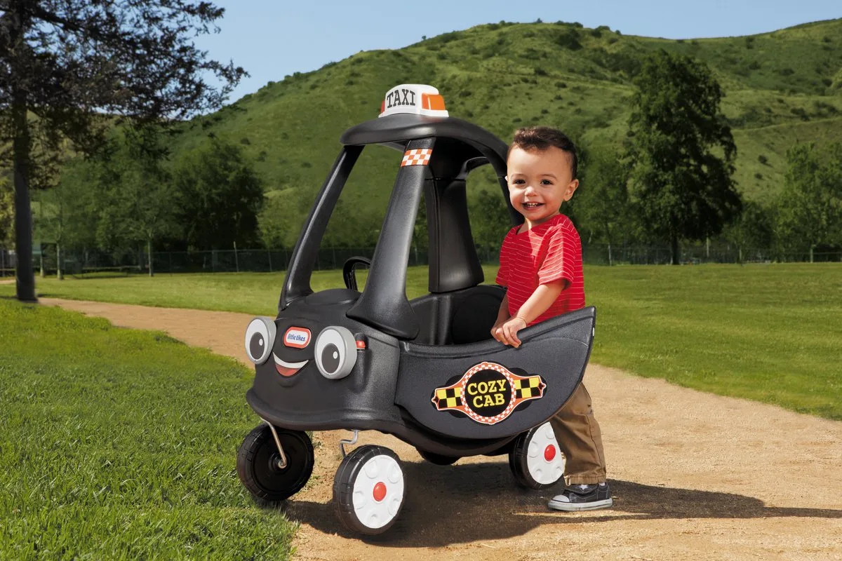 Cozy Coupe Taxi Loopauto de Little Tikes en Noir – photo du produit
