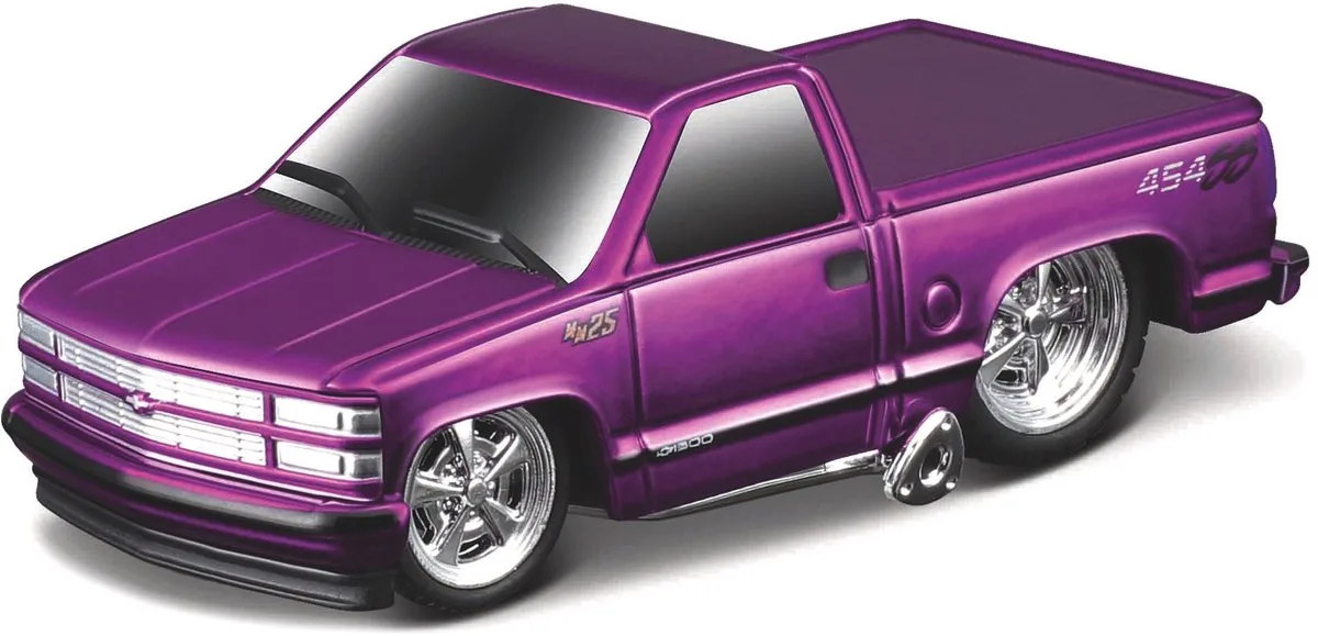 Chevrolet 454 Ss - Modelauto - Schaal 1:64 fra Maisto i Paars metalic – produktbillede