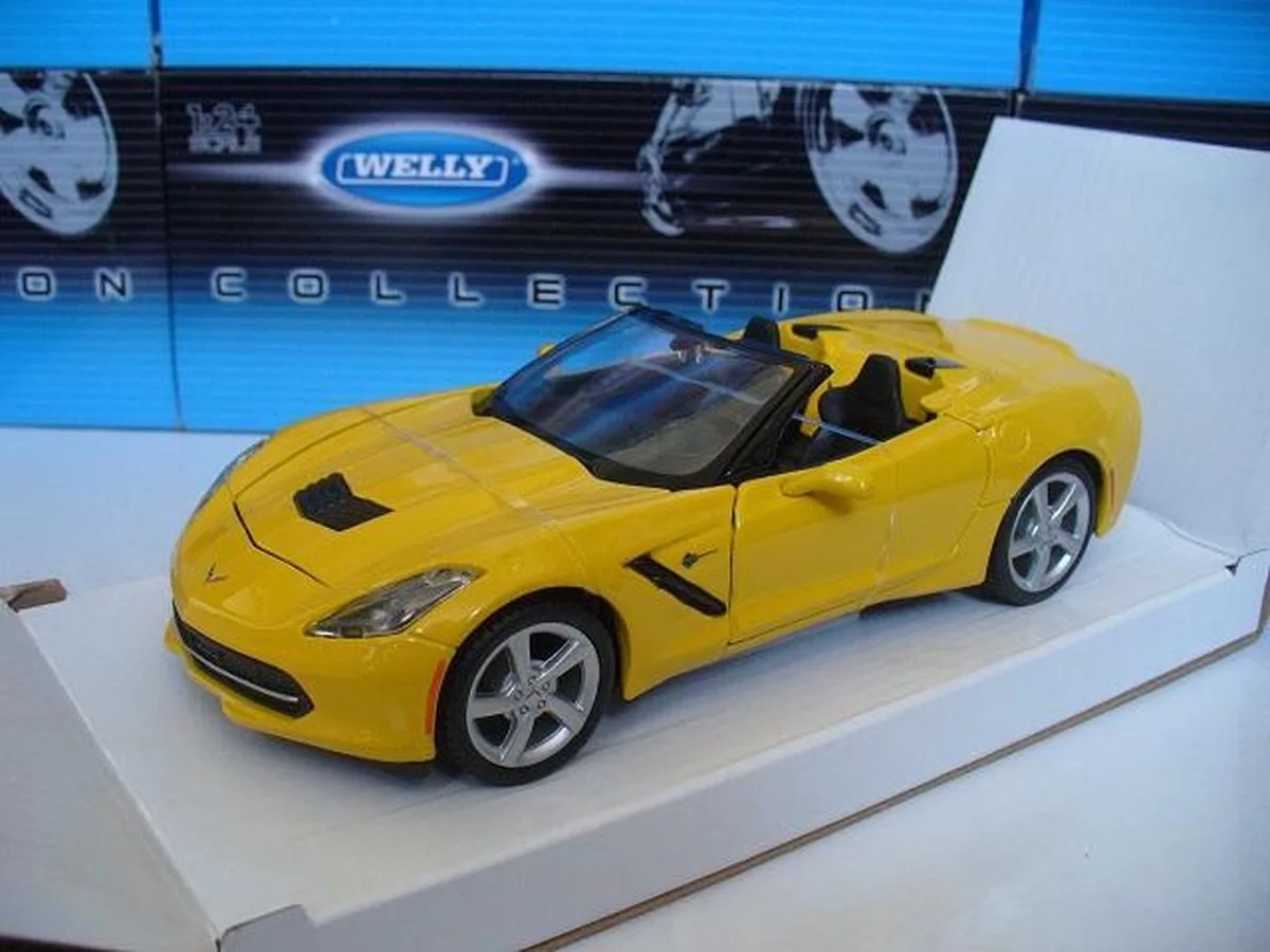 Chevrolet Corvette Stingray 2014 - 1:24 van Maisto in Geel – productfoto