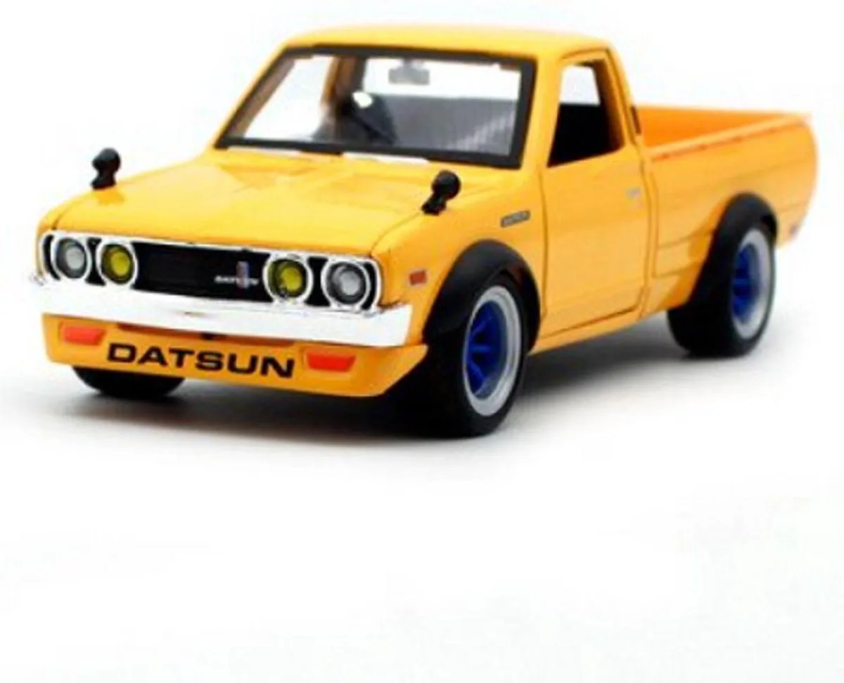 Datsun 620 Pick Up 1973 1-24 Maisto von Maisto in Gelb – Produktfoto