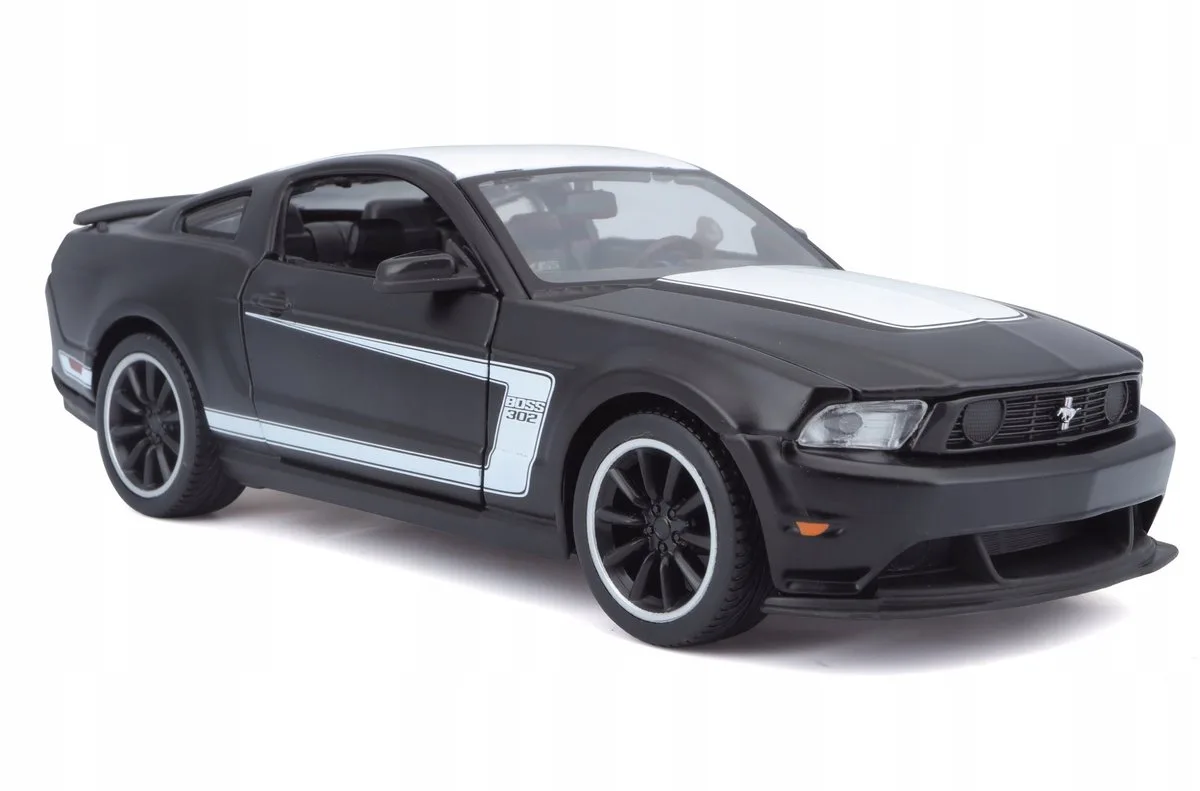 Ford Mustang Boss 302 2011 Modelauto 1:24 Mat fra Maisto i Sort – produktbillede