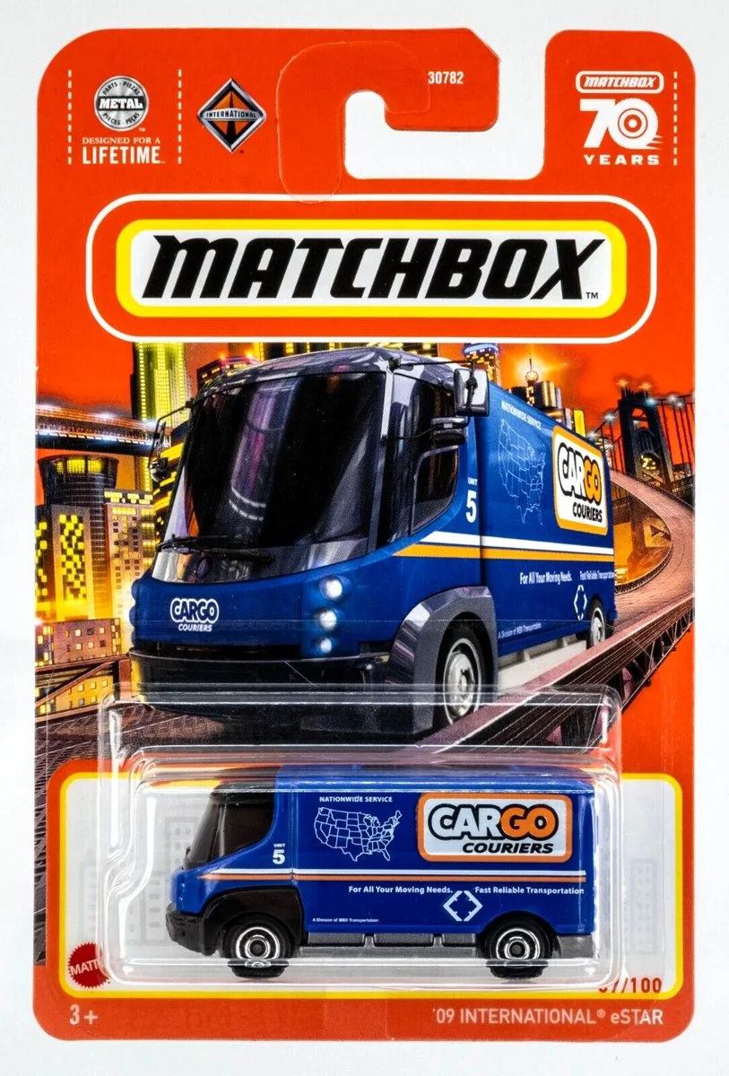 MATCHBOX 37-100 INTERNATIONAL eSTAR BLEU CARGO COURIERS (1:64) van Matchbox in Blauw – productfoto
