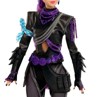 KPop Demon Hunters HUNTR/X Rumi - Luxe Modepop met gevechtsoutfit die aan en uit kan en zwaard by Mattel in Multicolour – product photo 3 of 6