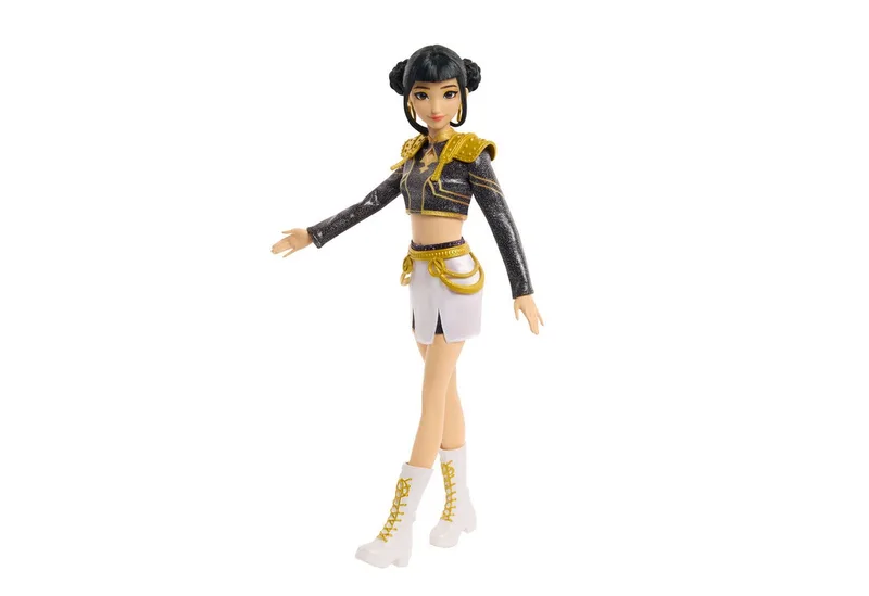 KPop Demon Hunters HUNTR/X Zoey 'Golden' zingende pop in outfit by Mattel in Zoey 'Golden' zingende pop – product photo 2 of 5
