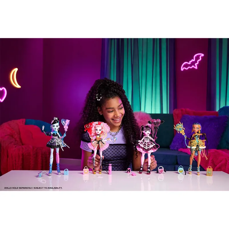 Griezelig Zoete Verjaardagspop Met Speelset by Monster High – product photo 6 of 6