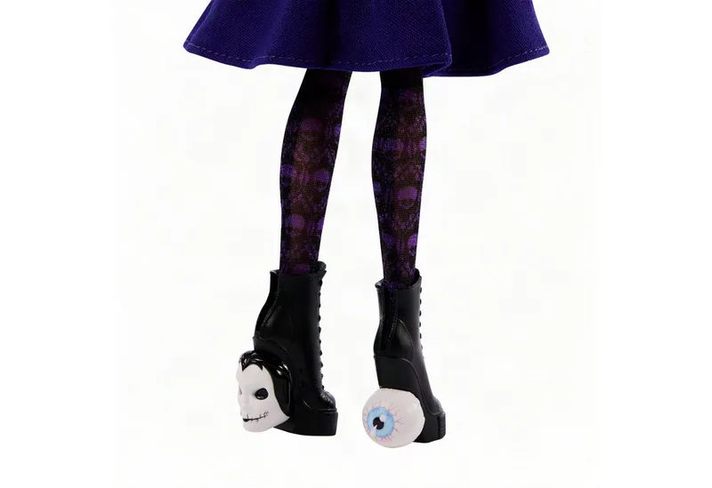 x Wednesday verzamelpop - met paars uniform en accessoires by Monster High in Agnes DeMille – product photo 5 of 5