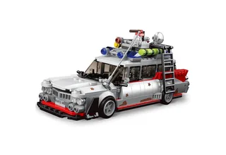 Mould King 10021 - Ghostbus - Ghostbusters Ecto 1 - 603 onderdelen - Compatible met de bekende merken från Mould King i Vit – produktbild 2 av 5