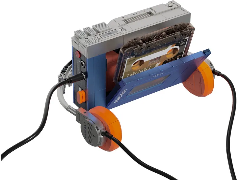 Pantasy 85039 Retro Classic Cassette Player bouwset | Walkman icons creator modelbouw | Vintage muziek speler constructie educatief speelgoed bouwpakketten voor volwassenen & kinderen | DIY apparaat gechikt voor lego | Bouwdoos met 569 bouwstenen de Pantasy en Retro – Cassette Player – photo du produit