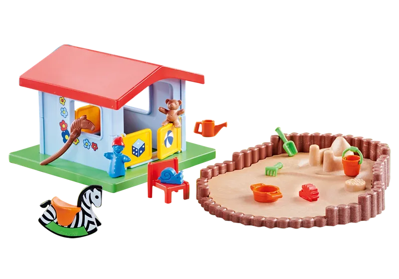 9814 Spielhäuschen mit Sandkasten från Playmobil – produktbild